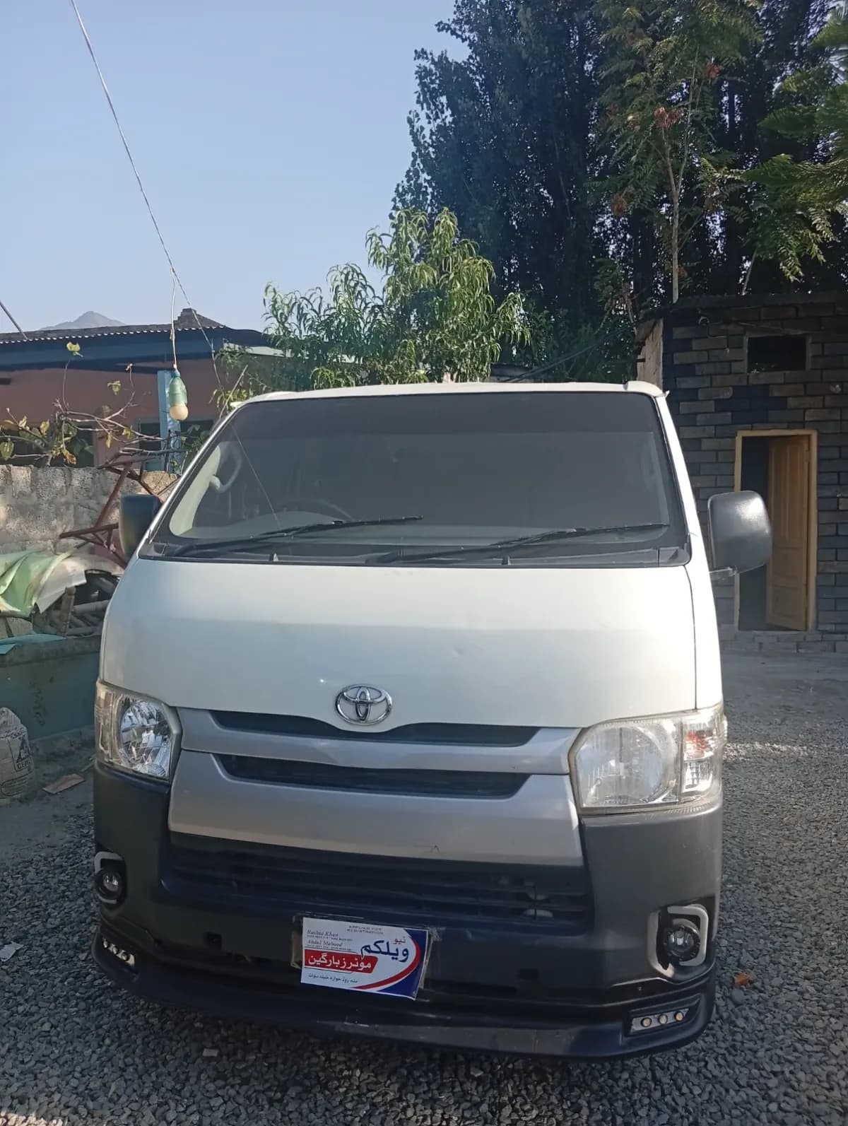 Toyota Hiace van 2011 – NCP car for sale in Swat, khwaza khela